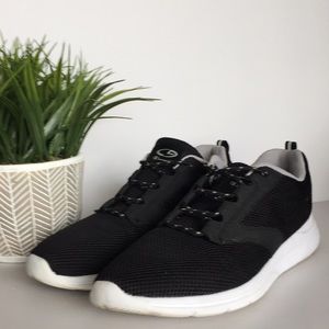 ⚡️⚡️Stylish Athletic Sneakers by C9 Champion
